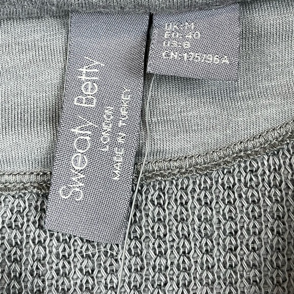 Sweaty Betty Size US 8 Gray Quarter-Zip Sweater minor flaws - Picture 6 of 12